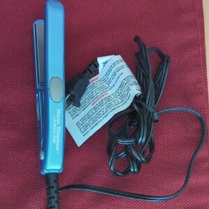 BaByliss Pro Nano Titanium Flat Iron